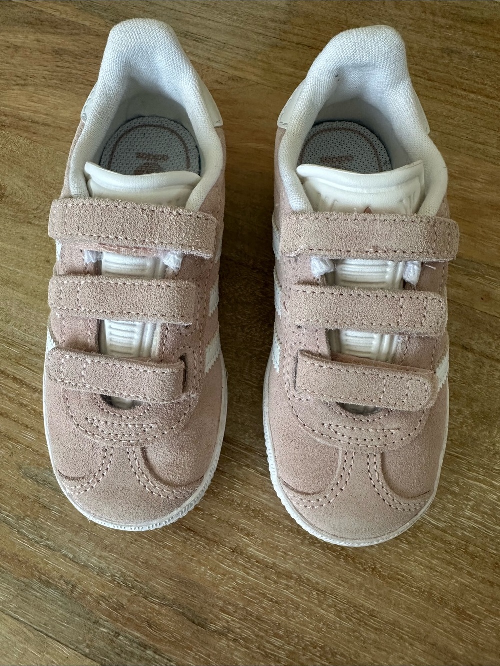 adidas Kids Velcro Sneakers in Light Pink and White - Size 9.5 US toddler